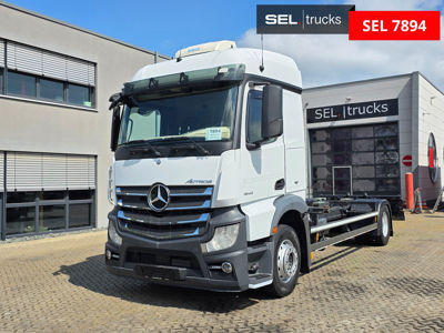 Mercedes-Benz Actros 1842 used Truck