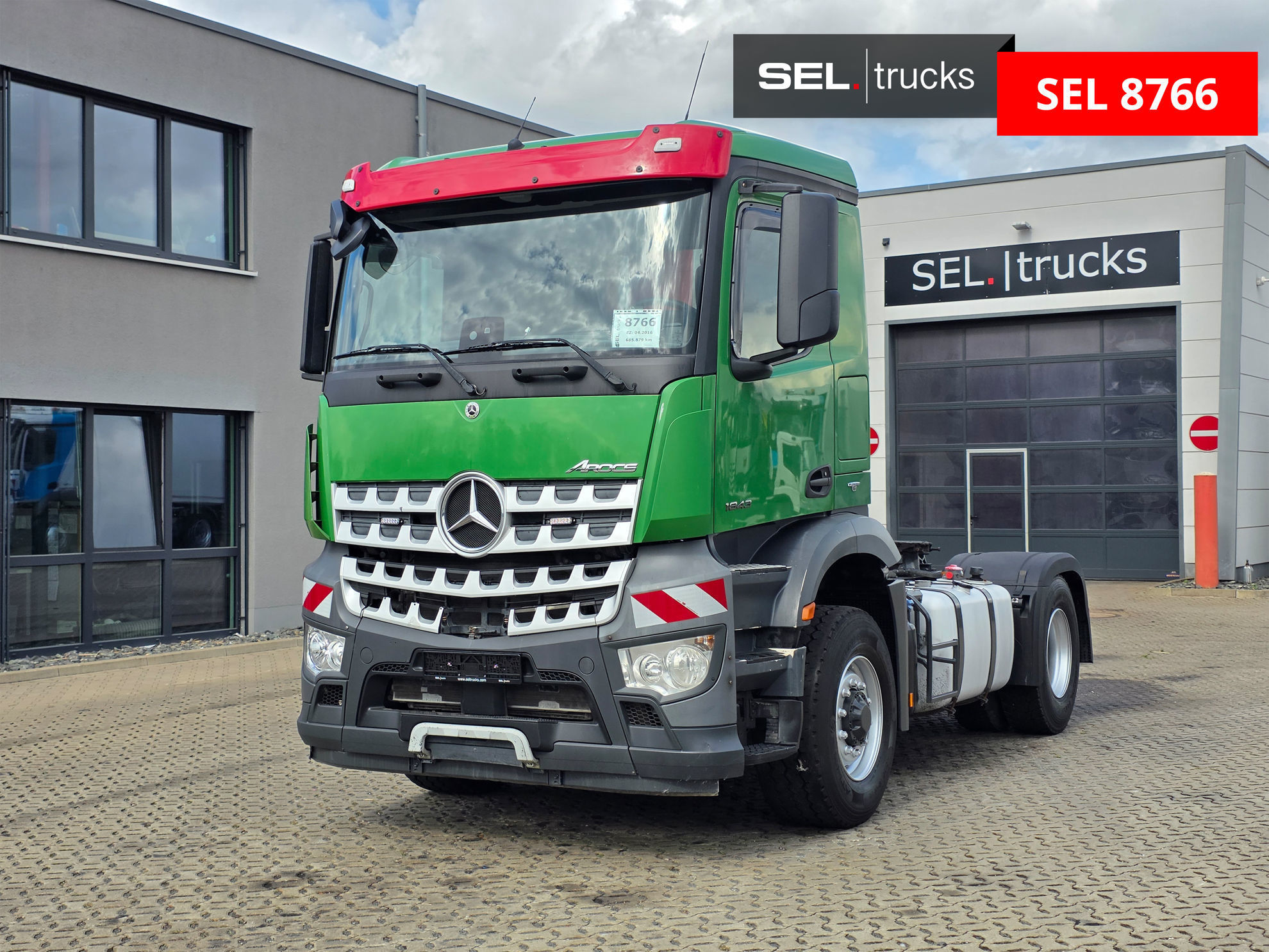 Mercedes-Benz Arocs 1843  used Trucks